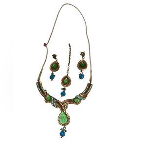 Indian ethnic style Elegant Green Jewelry Set EUC
